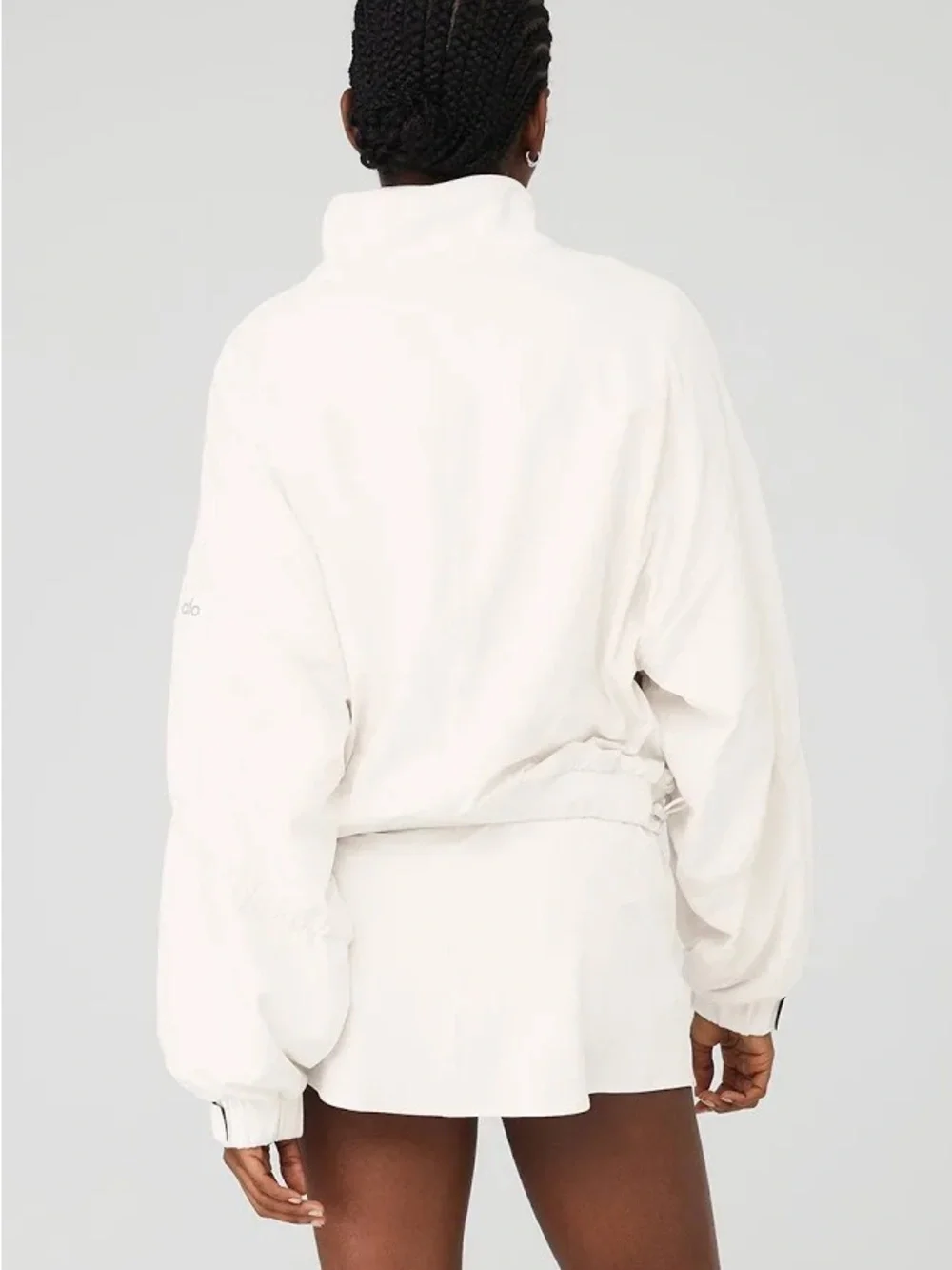 ALO Yoga Elevation Cropped Jacket in Cream
